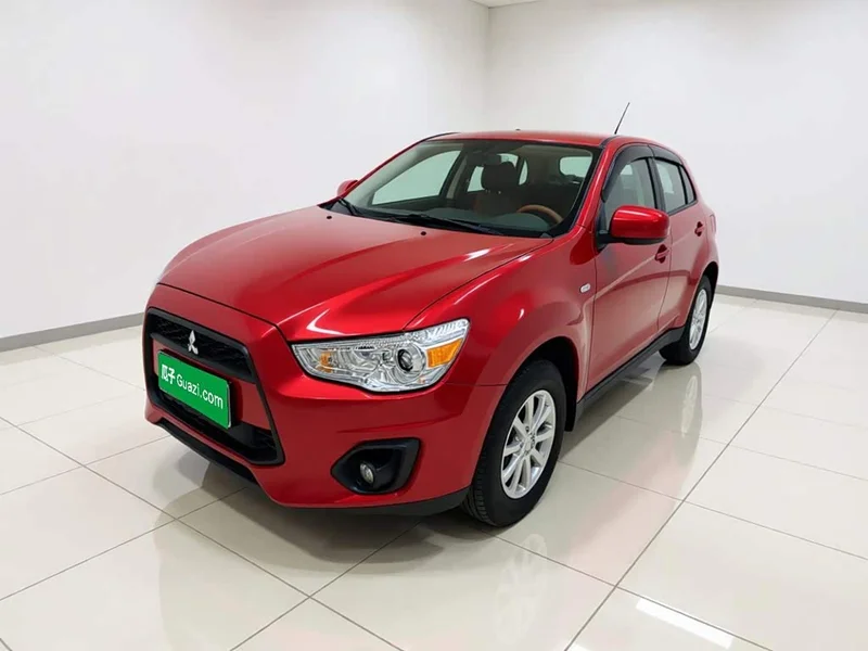Mitsubishi ASX — фото 1