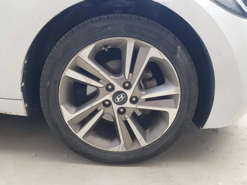 Hyundai Elantra Sport — фото 6