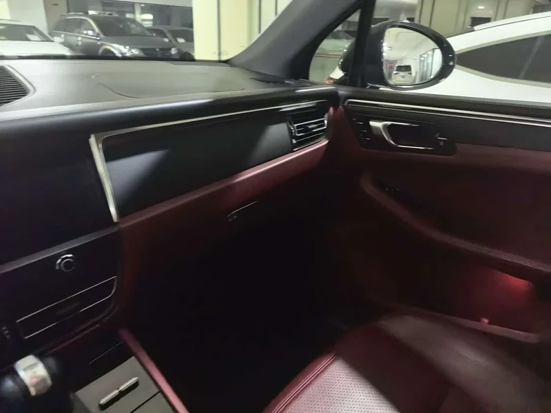Porsche Macan — фото 6