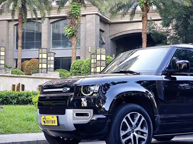 Land Rover Defender — фото 2