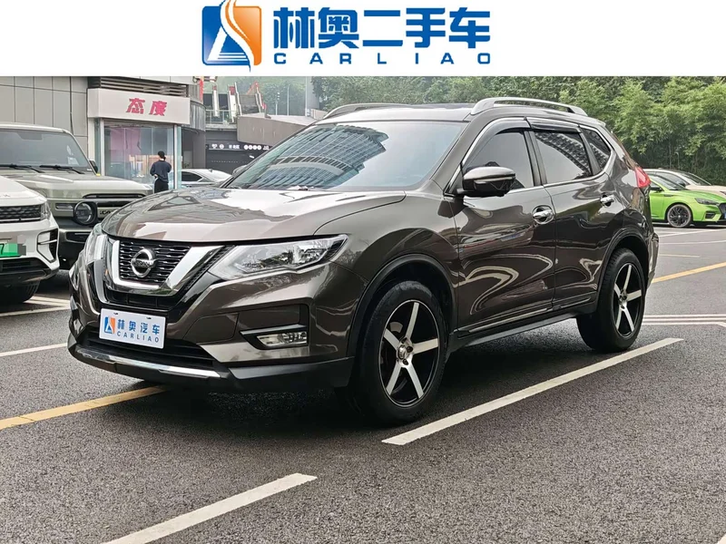 Nissan X-Trail — фото 1
