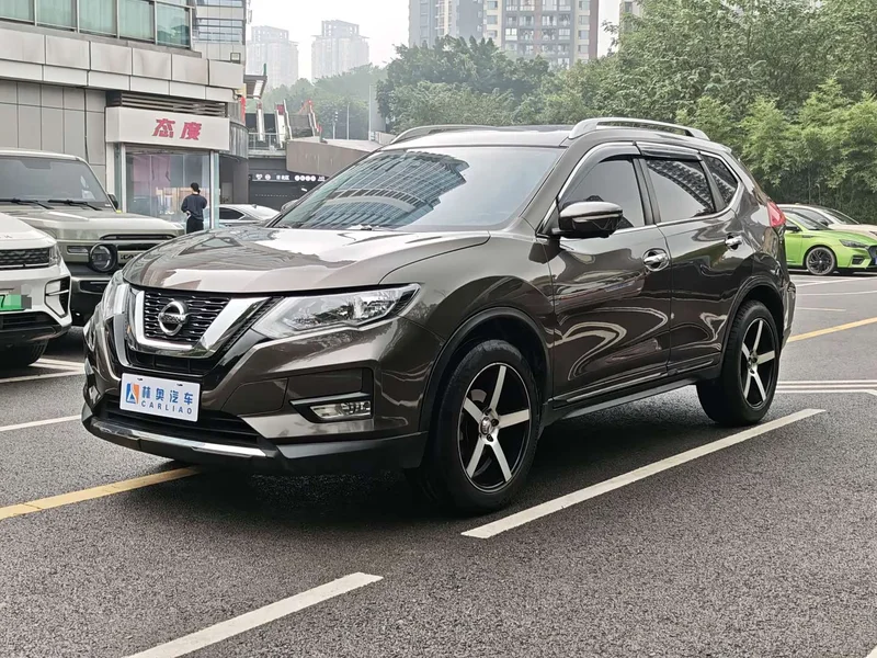 Nissan X-Trail — фото 4