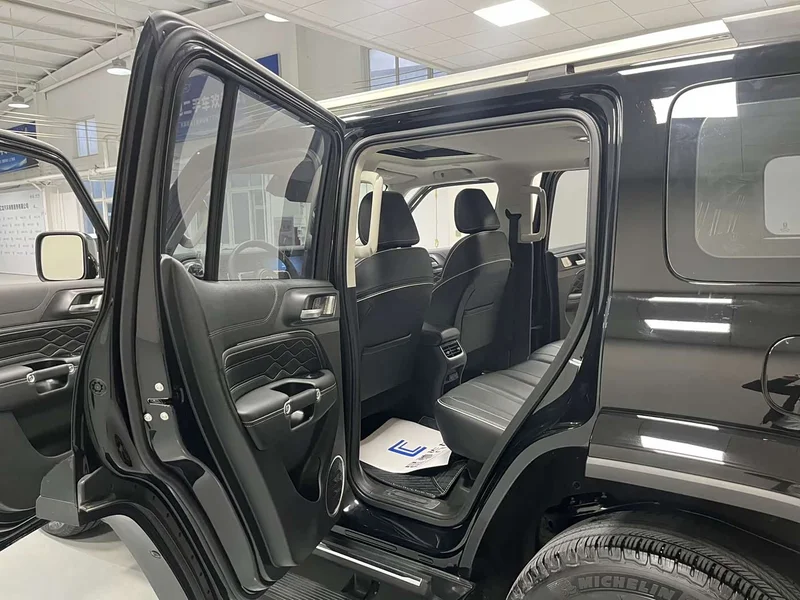 Tank 300 — фото 8