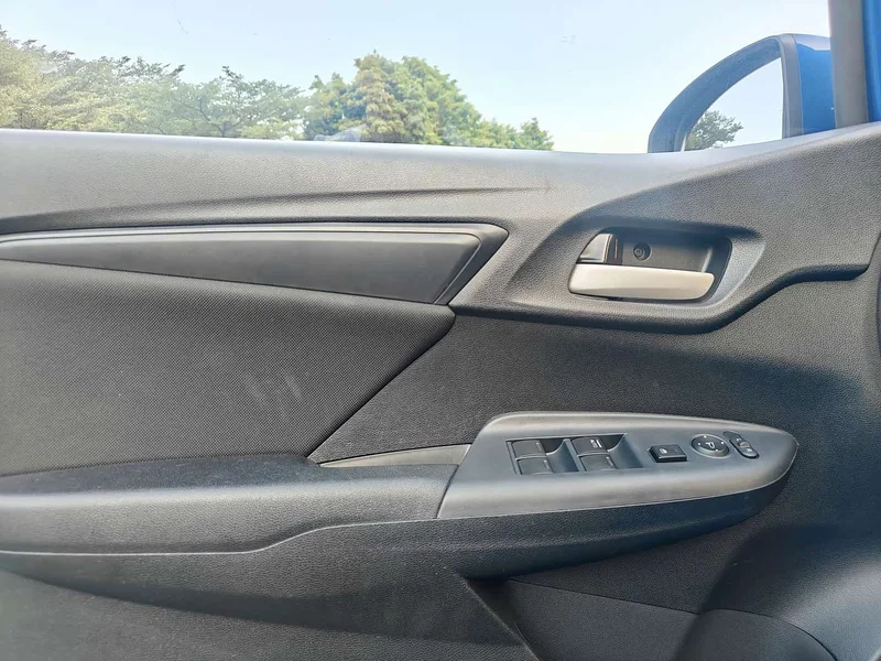 Honda Fit — фото 12