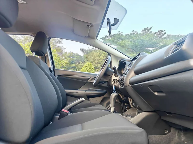 Honda Fit — фото 15