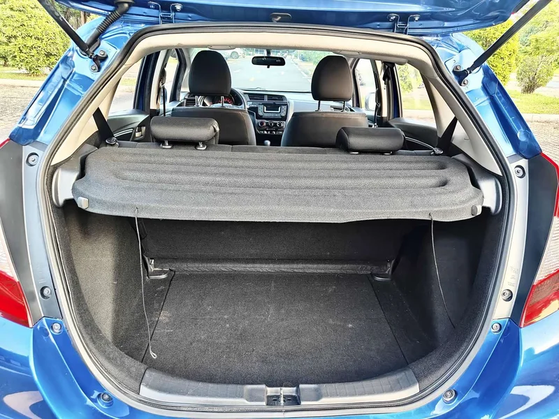 Honda Fit — фото 10