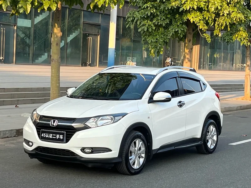 Honda HR-V — фото 1