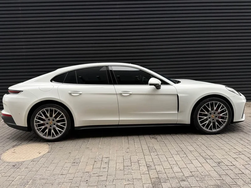 Porsche Panamera — фото 6
