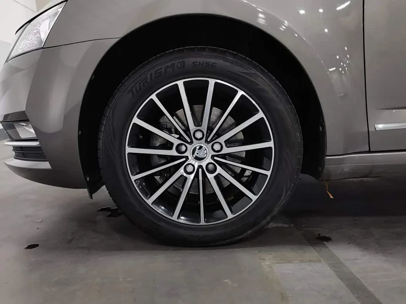 Volkswagen Octavia — фото 17