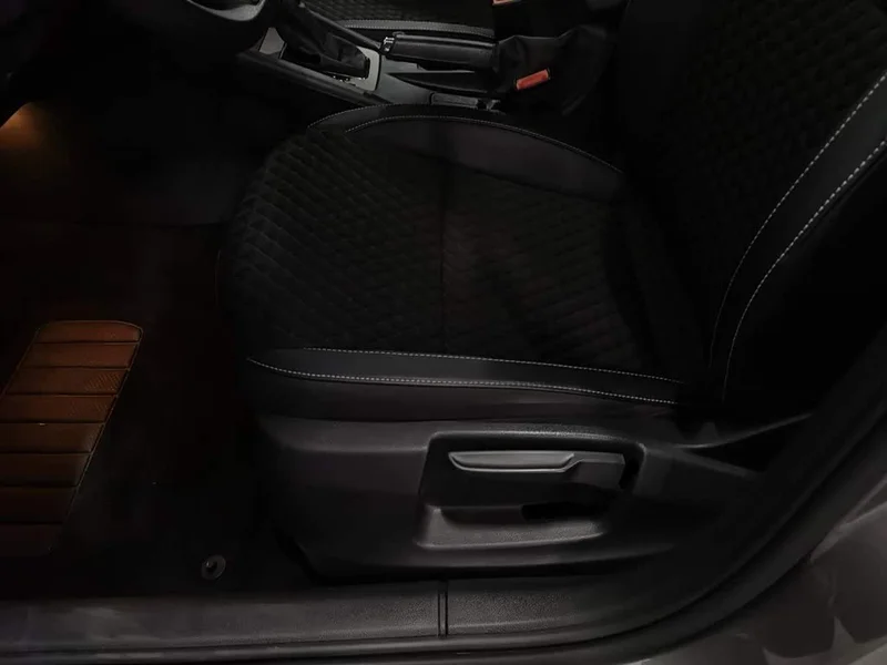 Volkswagen Octavia — фото 20