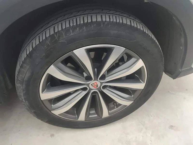 Roewe RX5 MAX — фото 6