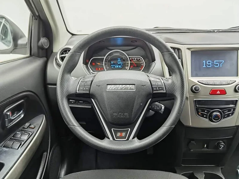 Haval H1 — фото 11