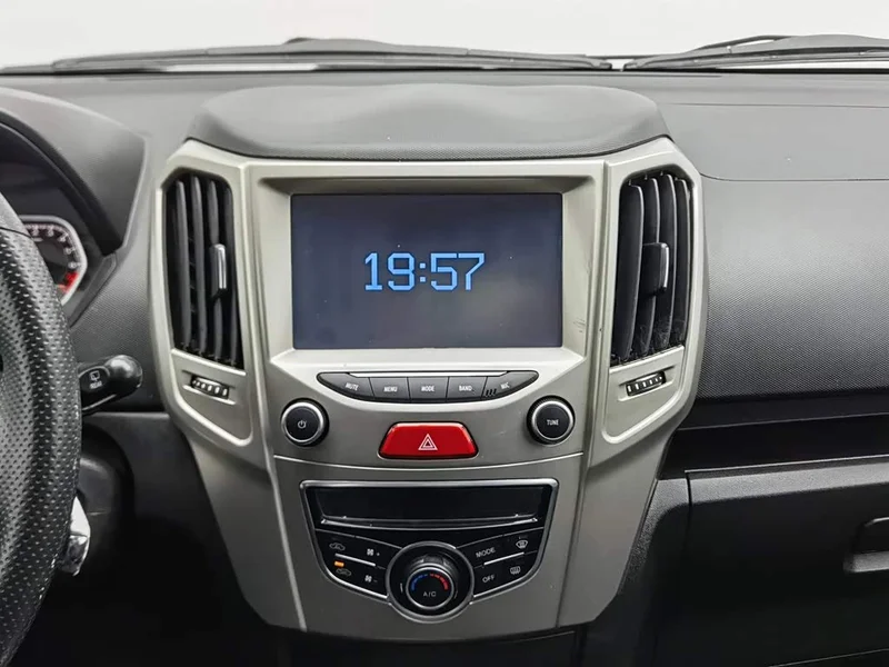 Haval H1 — фото 12