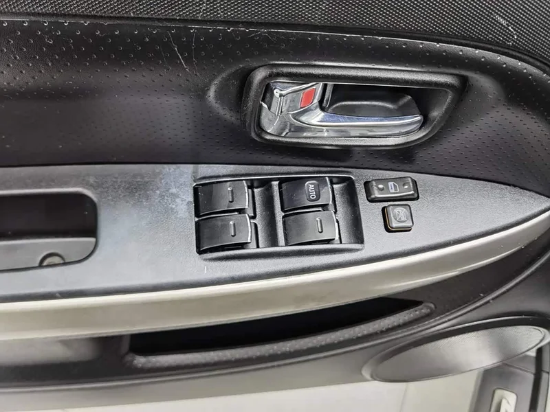 Haval H1 — фото 9