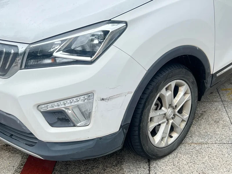 Changan CS15EV — фото 9