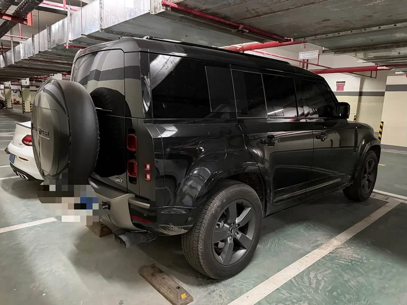 Land Rover Defender — фото 2