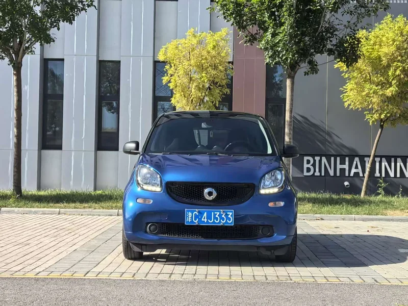 Smart Fortwo — фото 1