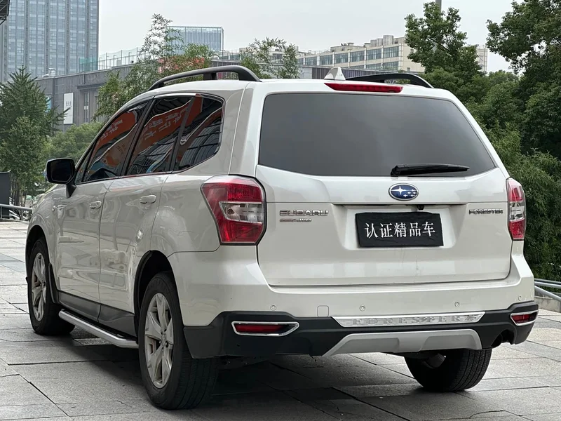 Subaru Forester — фото 6