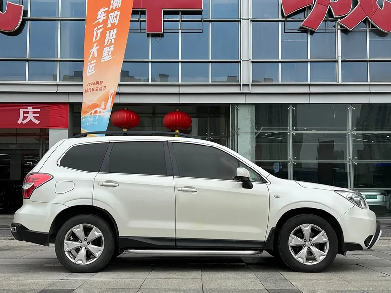 Subaru Forester — фото 7