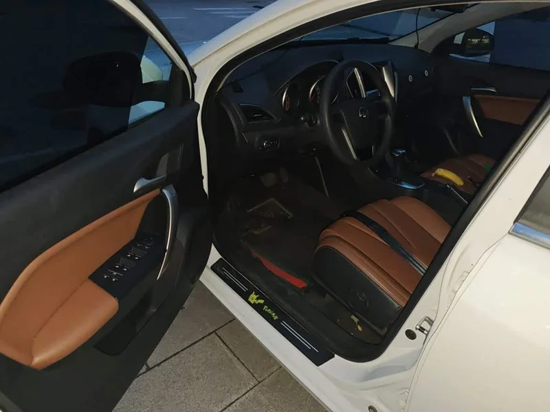 Citroën C3 sedan — фото 17