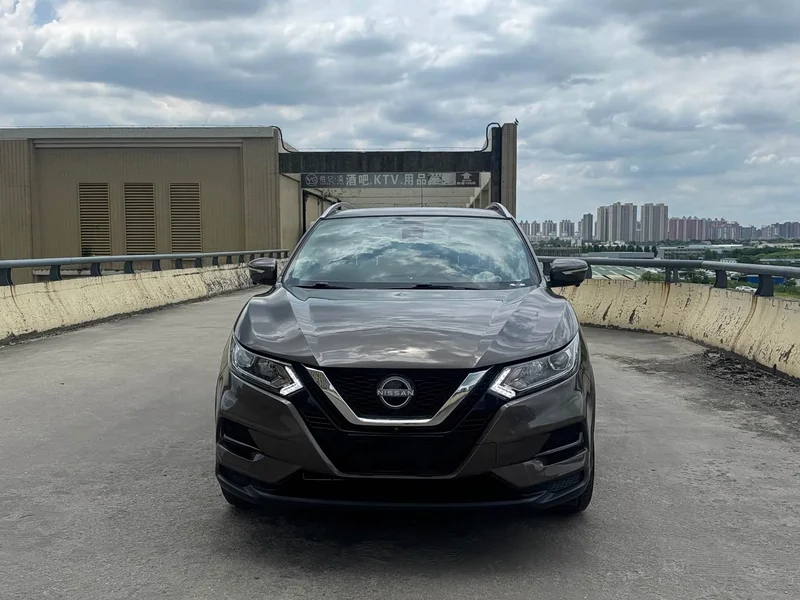 Nissan Qashqai — фото 2