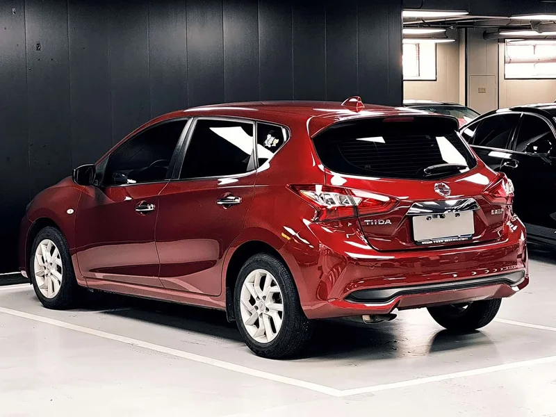 Nissan Tiida — фото 20