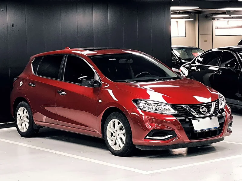 Nissan Tiida — фото 3