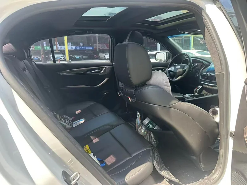 Cadillac CT5 — фото 6