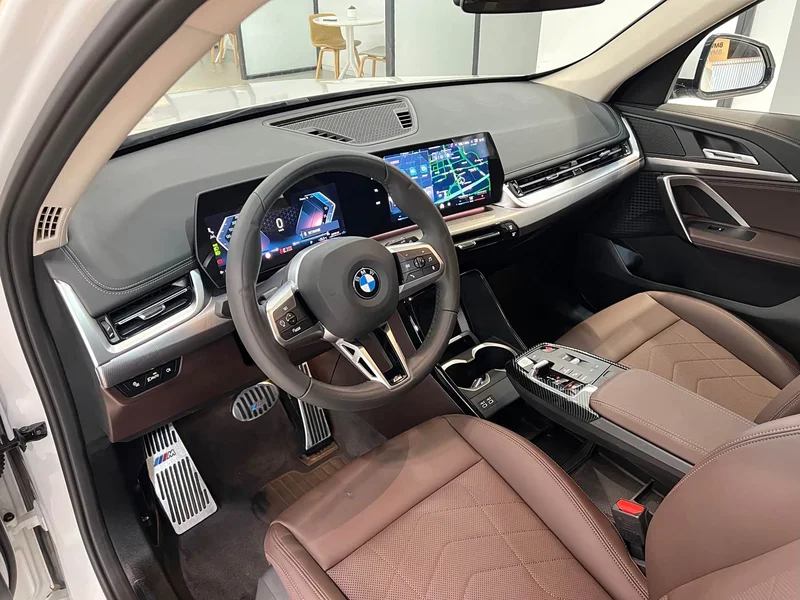 BMW X1 — фото 11
