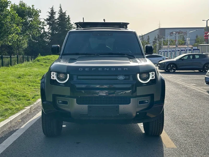 Land Rover Defender — фото 2