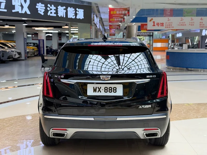 Cadillac XT5 — фото 4