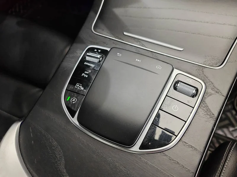 Mercedes-Benz C-Class — фото 14