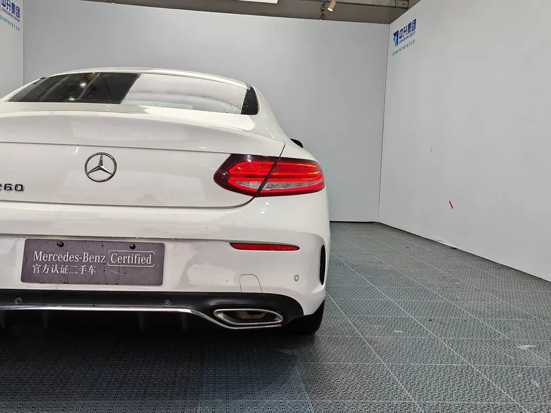 Mercedes-Benz C-Class — фото 18