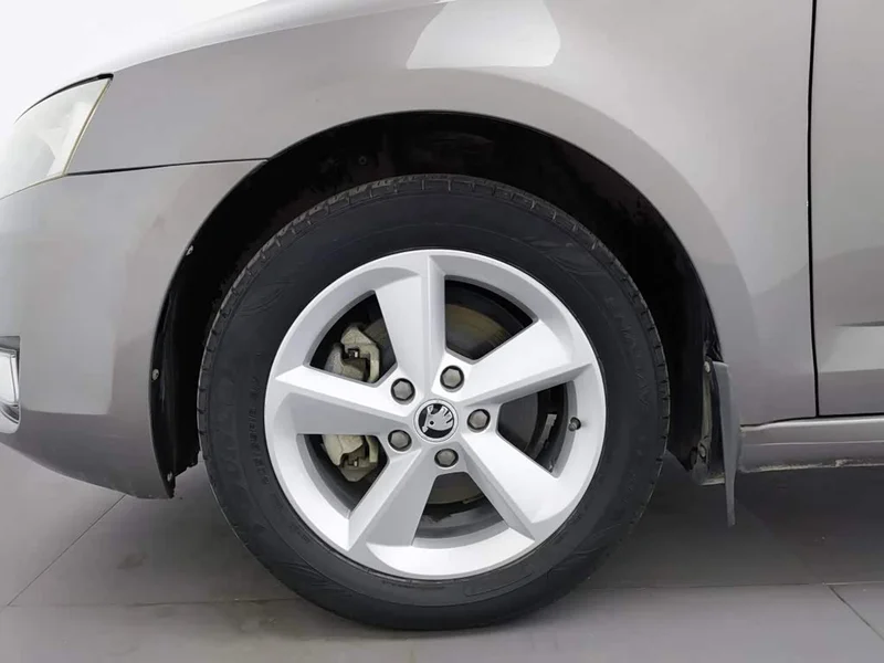 Volkswagen Octavia — фото 17