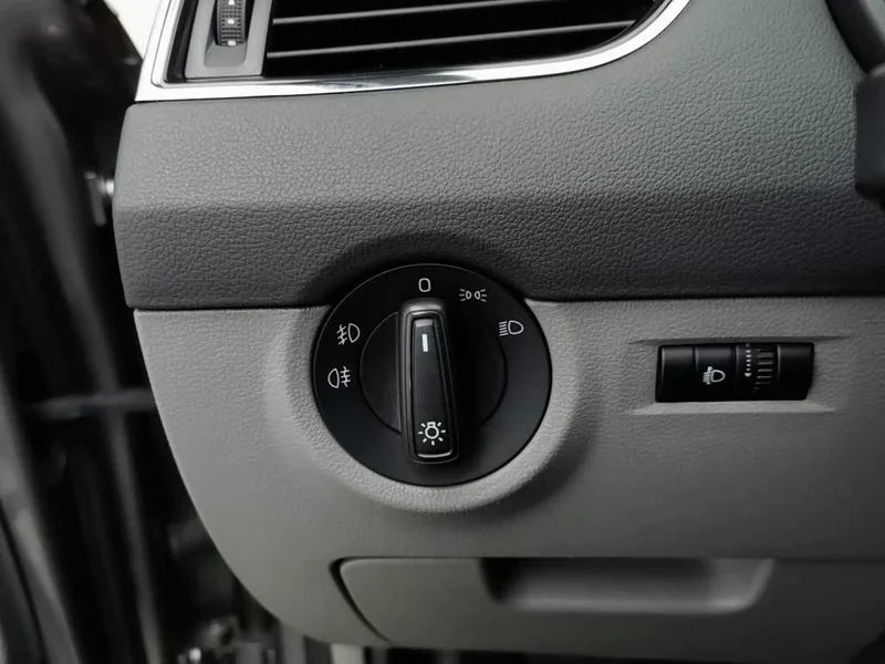 Volkswagen Octavia — фото 21