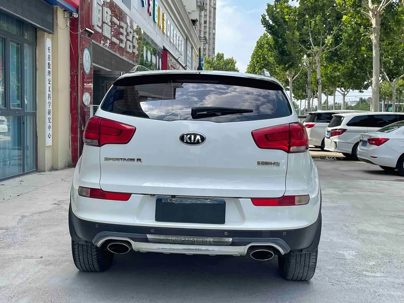 Kia Sportage — фото 5