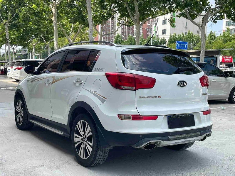Kia Sportage — фото 6
