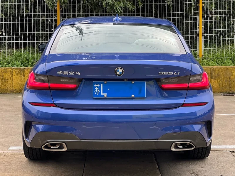 BMW 3-Series — фото 12