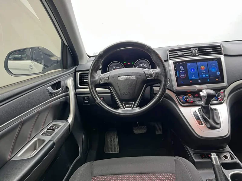 Haval M6 — фото 17