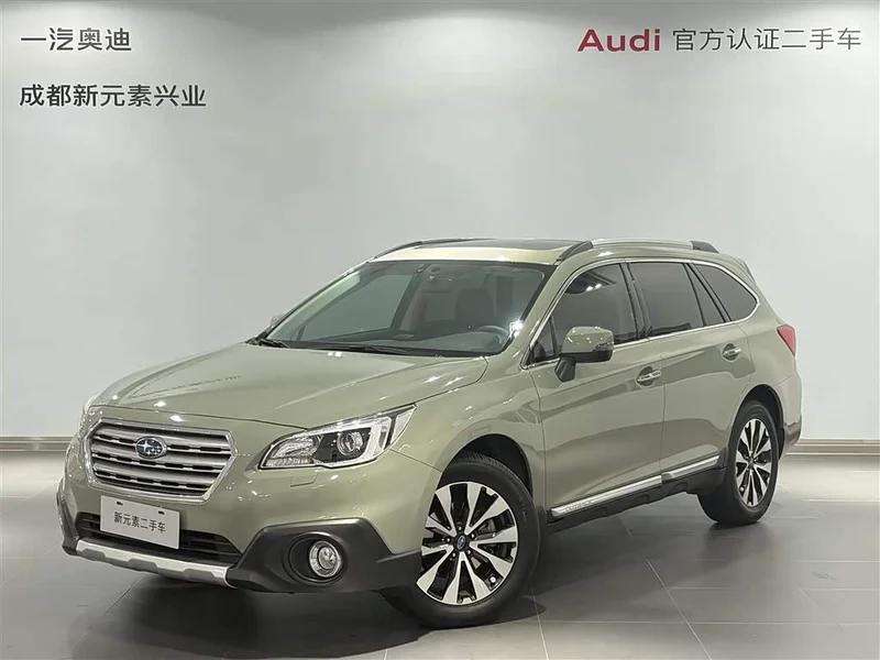 Subaru Outback — фото 1