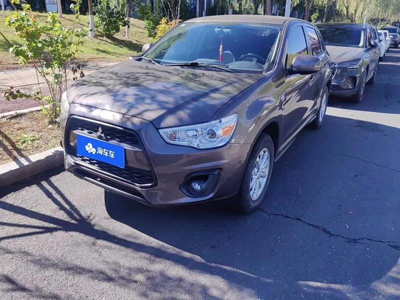 Mitsubishi ASX — фото 1