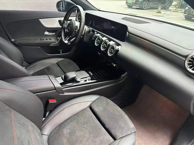 Mercedes-Benz CLA (Imported) — фото 14