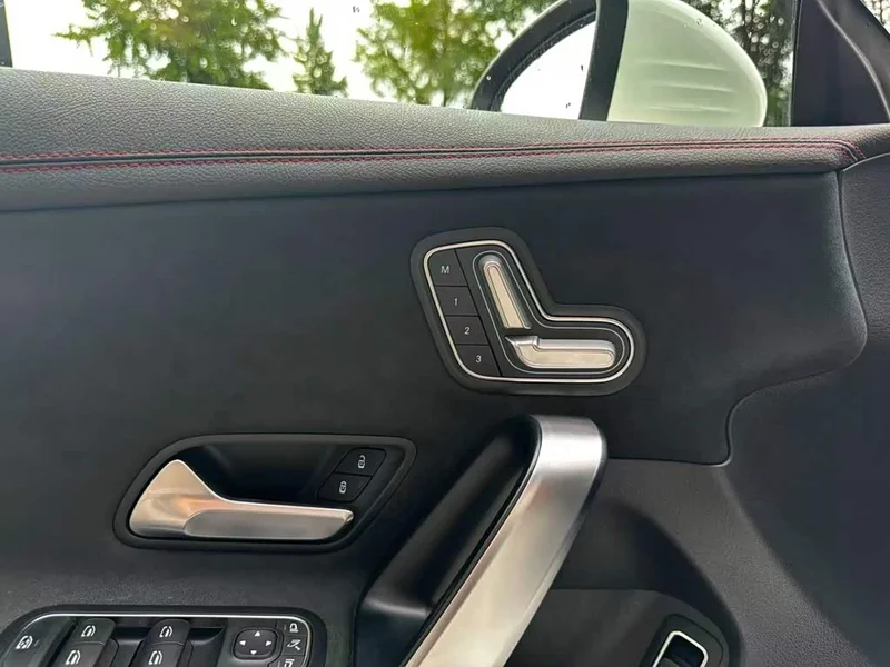 Mercedes-Benz CLA (Imported) — фото 18