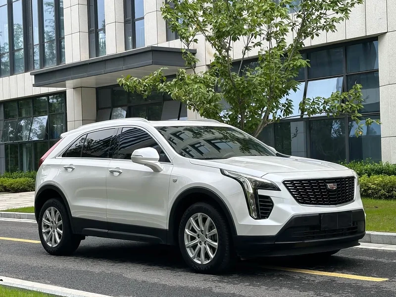 Cadillac XT4 — фото 3