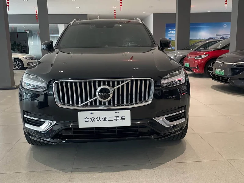 Volvo XC90 — фото 2