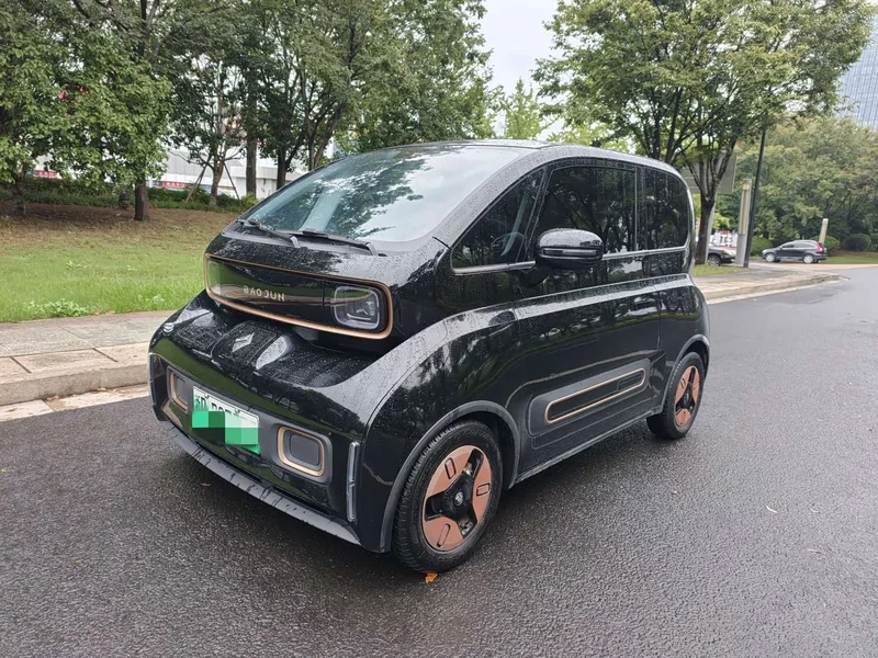 Baojun KiWi EV — фото 1