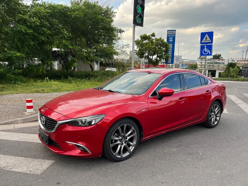 Mazda Atenza — фото 1