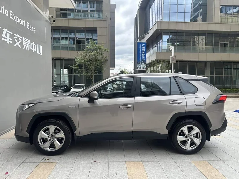 Toyota RAV4 Rongfang — фото 3