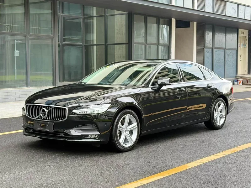 Volvo S90 — фото 3