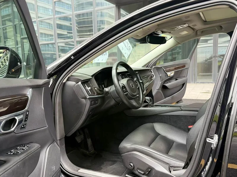 Volvo S90 — фото 4